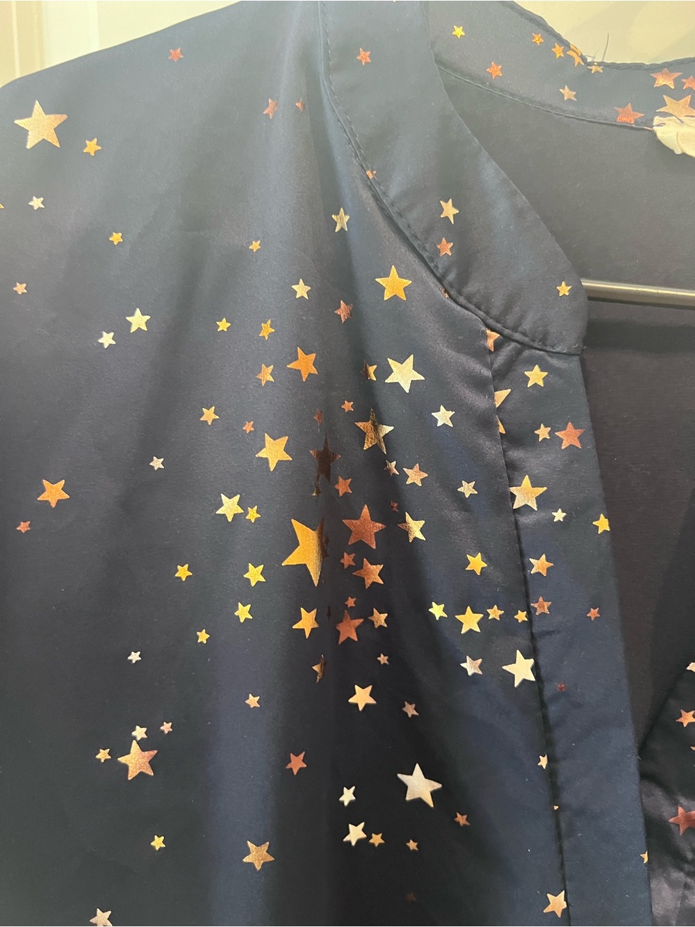 Entro Navy Top with Metallic Gold Star Print Size XL - Picture 14 of 16